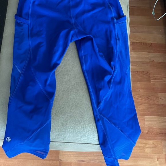 Lululemon blue crop leggings - Picture 3 of 11